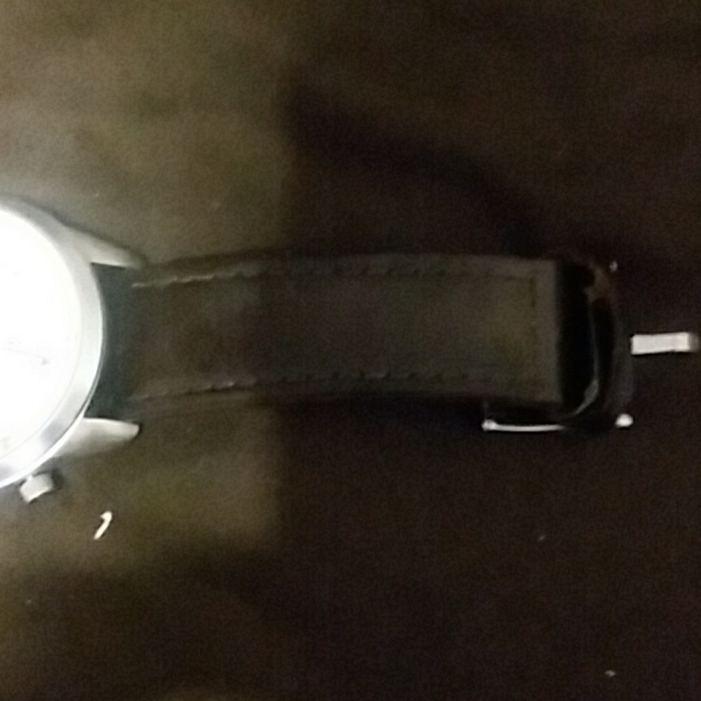 Watch - Picture 3 of 4